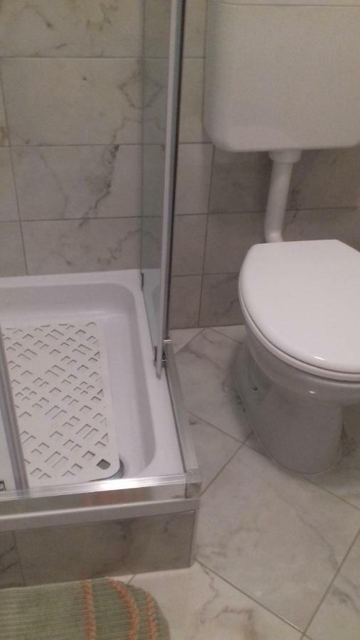 Guesthouse Familija Tariba Супетарска-Драга Экстерьер фото